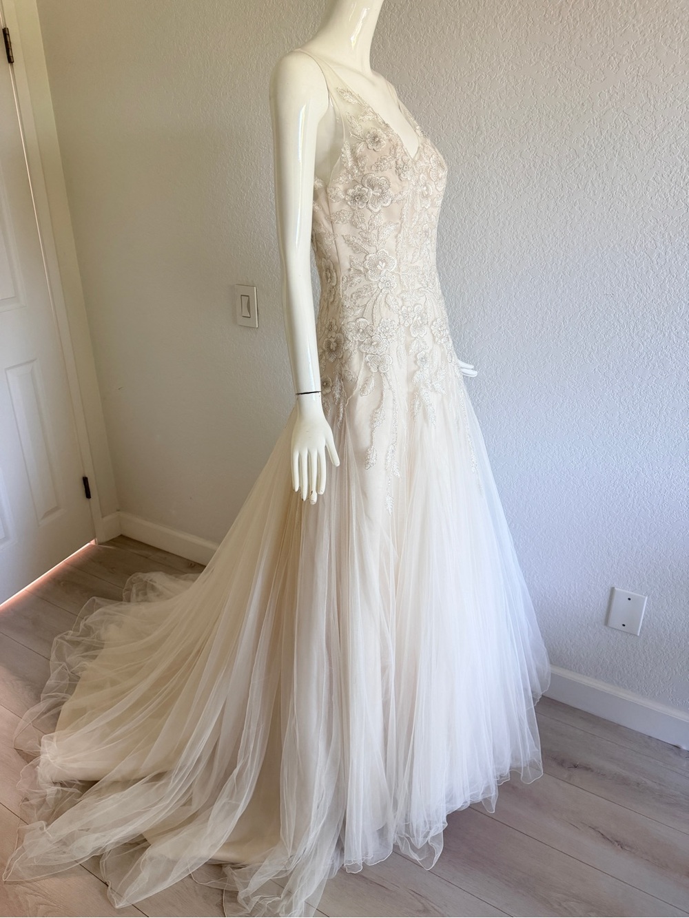 Ivory Lace & Tulle A-Line Bridal Gown - Picture 7 of 10
